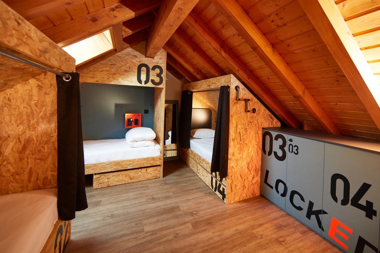 Moontain Hostel Oz Екстер'єр фото